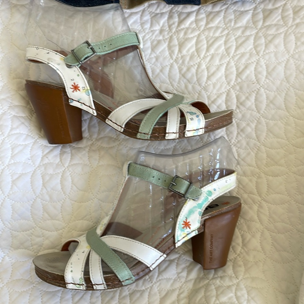 *Art shoes size 40 (Eur)